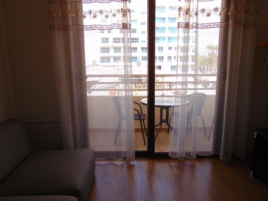 Ithaki Phinikoudes Apartment No. 205 ลาร์นาคา ห้อง รูปภาพ