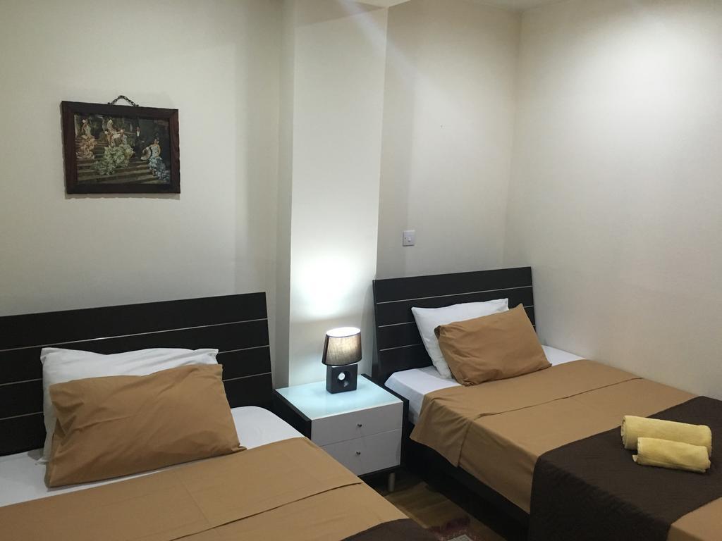 Ithaki Phinikoudes Apartment No. 205 ลาร์นาคา ภายนอก รูปภาพ