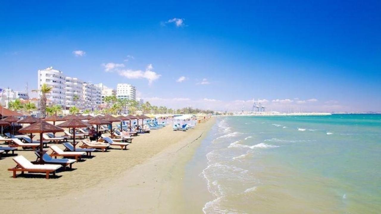 Ithaki Phinikoudes Apartment No. 205 ลาร์นาคา ภายนอก รูปภาพ